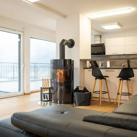 Penthouse - Mit Grosser Dachterrasse Und Panoramablick Visp