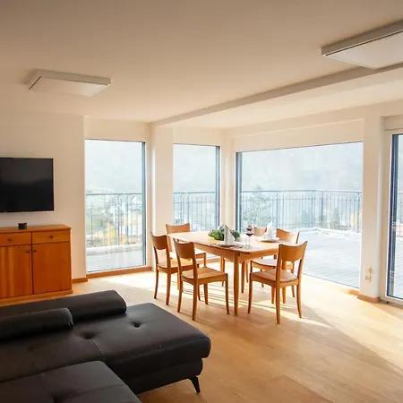 Penthouse - Mit Grosser Dachterrasse Und Panoramablick Apartment *