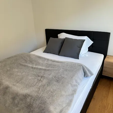 Penthouse - Mit Grosser Dachterrasse Und Panoramablick