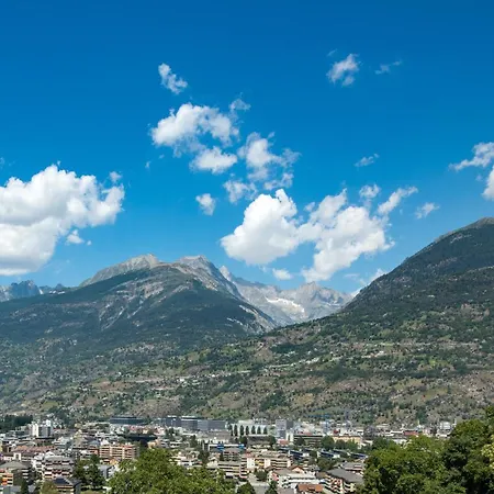 Penthouse - Mit Grosser Dachterrasse Und Panoramablick * Visp