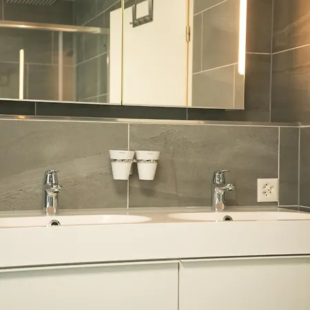 Penthouse - Mit Grosser Dachterrasse Und Panoramablick Apartman